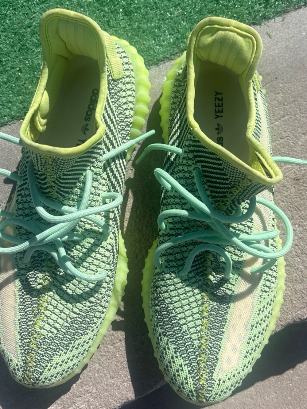 Classic Yeezy Boost 350 V2 Neon Green/Turbo Green Men's Sneakers